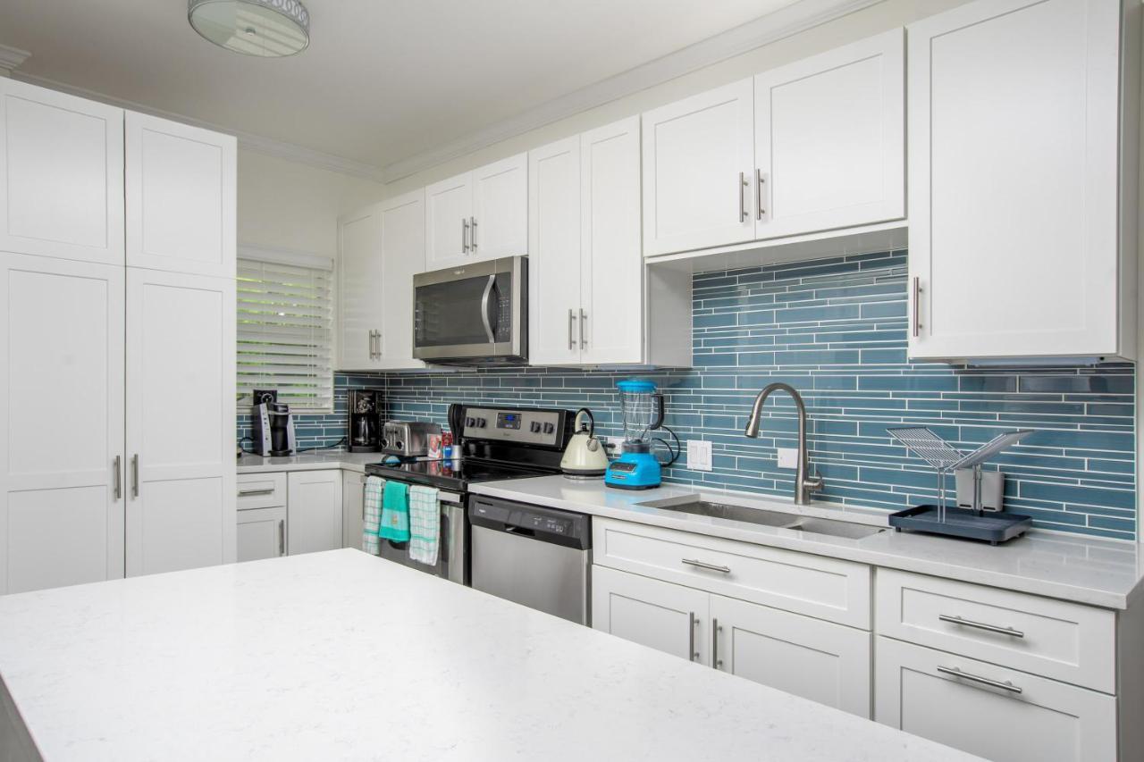 Beach Living At Plantation Village Blgs Джорджтаун Экстерьер фото